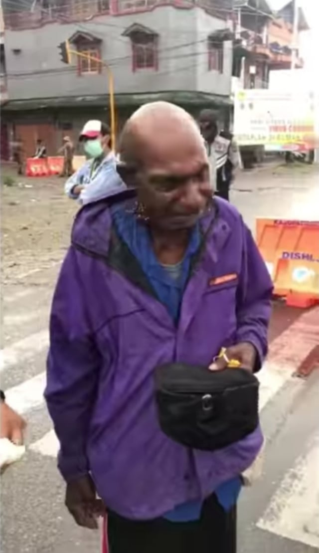 Viral Kakek kelaparan karena tidak mendapat bantuan dari pemerintah. (Foto: Instagram/@makassar_iinfo) 