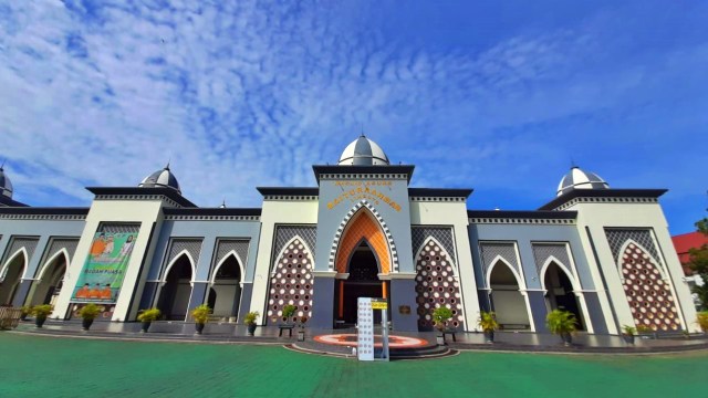 Masjid Agung Baiturahman Limboto. Senin, (27/4). Foto: Dok banthayo.id (Wawan Akuba)