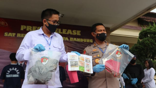 Pembunuhan Siswi SMA di Bandung: Jasad Masuk Karung hingga Motif Cemburu (194565)