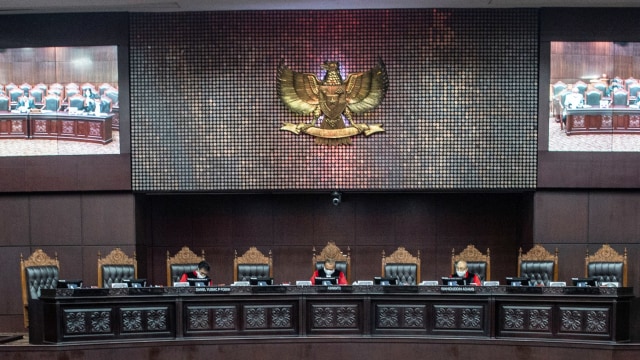 Suasana sidang Pengujian Materiil Peraturan Pemerintah Pengganti Undang-Undang Republik Indonesia Nomor 1 Tahun 2020 di Mahkamah Konstitusi, Jakarta. Foto: ANTARA FOTO/Aprillio Akbar