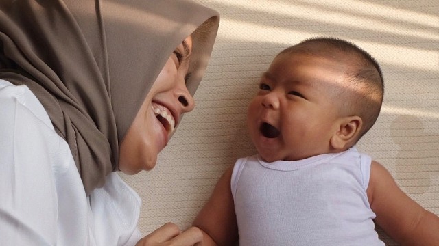 Sederet Artis Ini Pilih Tanggal Cantik Untuk Melahirkan Anaknya Kumparan Com Sederet Artis Ini Pilih Tanggal Cantik Untuk Melahirkan Anaknya Kumparan Com