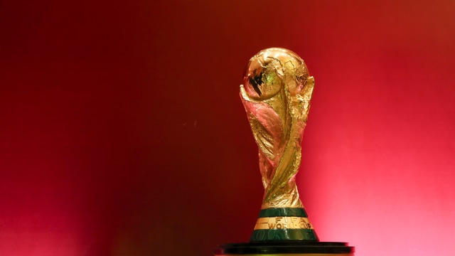 Trofi Piala Dunia Foto: Mohamed el-Shahed / AFP