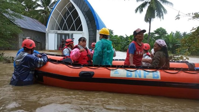 Ratusan KK di Poso Terdampak Banjir (114237)