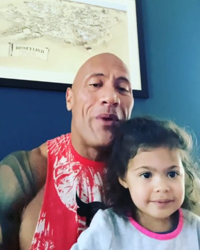 Dwayne Johnson bersama anaknya, Tiana.
 Foto: Instagram/@therock