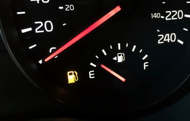Indikator bensin mobil. Foto: dok. Driving