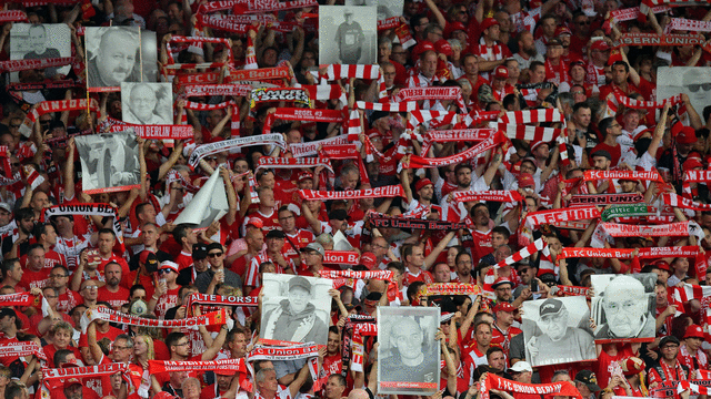 Cerita Union Berlin Selamat dari Kebangkrutan Berkat Darah dari Fans (562340)