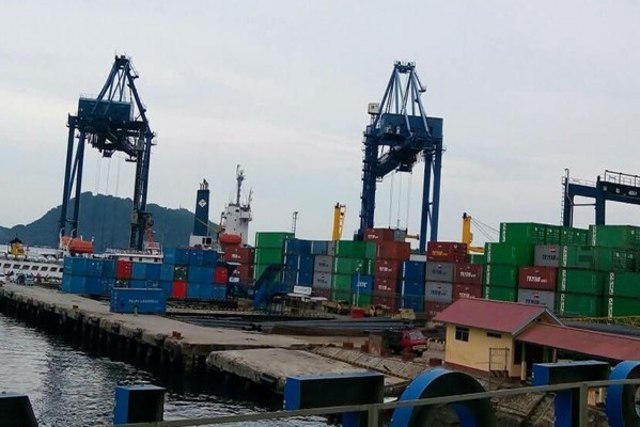 Pelabuhan peti kemas di Jayapura. (Dok:kabarpapua.co)