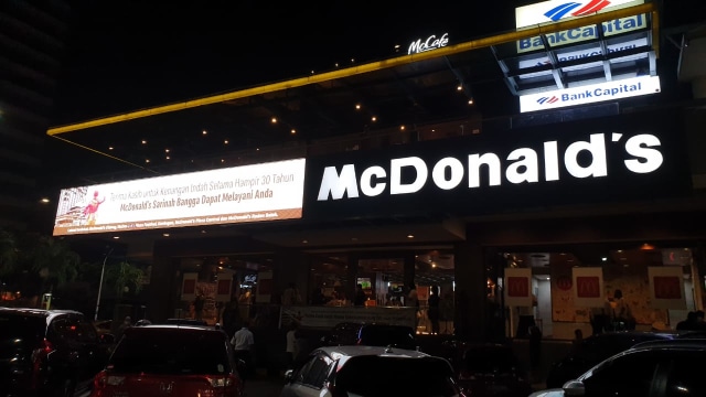 Suasana di McD Sarinah jelang penutupan. Foto: Dok. Kharis