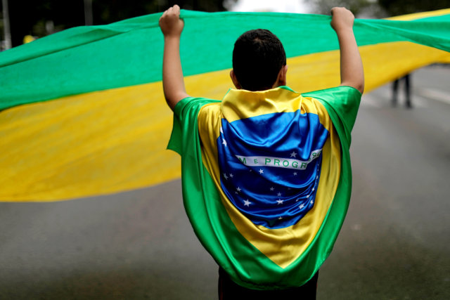 Ilustrasi bendera Brasil. Foto: REUTERS/Ueslei Marcelino