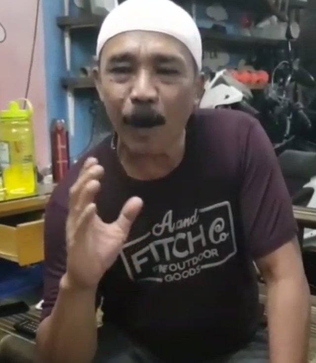 7 Artis Indonesia yang Namanya Melejit Berkat Sinetron Religi (1962)