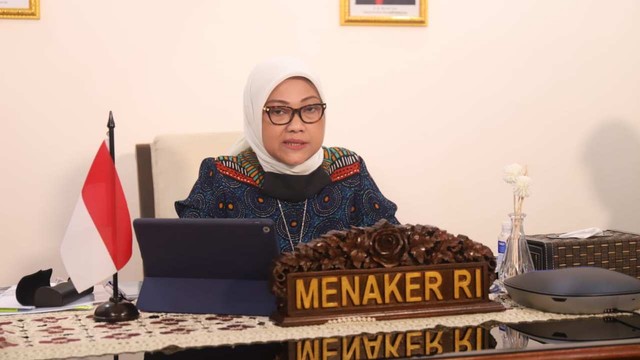Menteri Ketenagakerjaan, Ida Fauziyah imbau pekerja migran Indonesia jangan mudik dulu. Foto: Dok. Humas Kemnaker