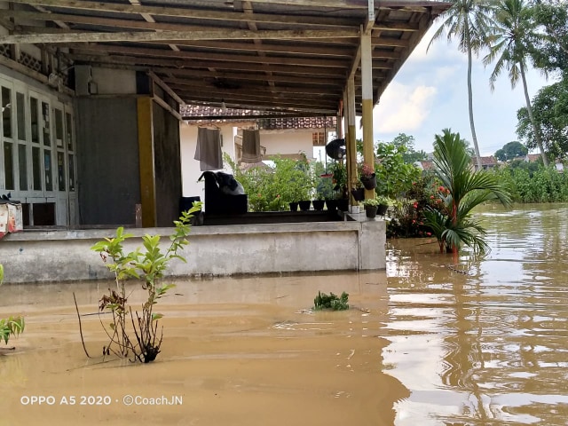 Banjir yang melanda Kelurahan Pasar Martapura, Kecamatan Martapura Kabupaten, OKU Timur, Sumatra Selatan | Foto: Ist. 