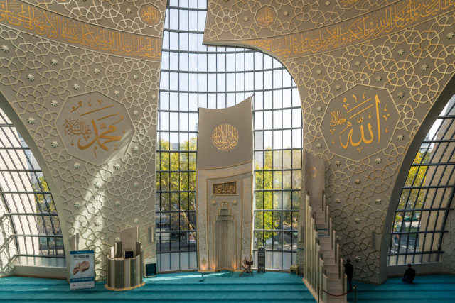 Megahnya Masjid Koln, Masjid Terbesar dan Termegah di Eropa (1094606)
