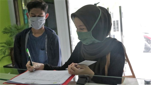 Gotong Royong Pelajar SMA 62 Jakarta Peduli Warga Terdampak Pandemi (17933)