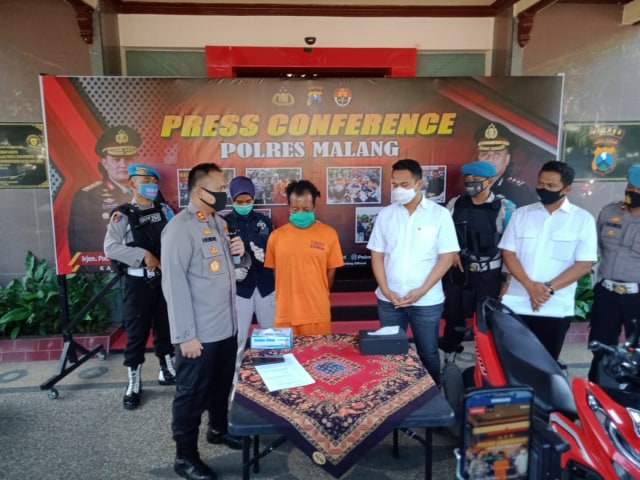 Konfrensi pers Napi Asimilasi yang tertangkap oleh Polres Malang. 