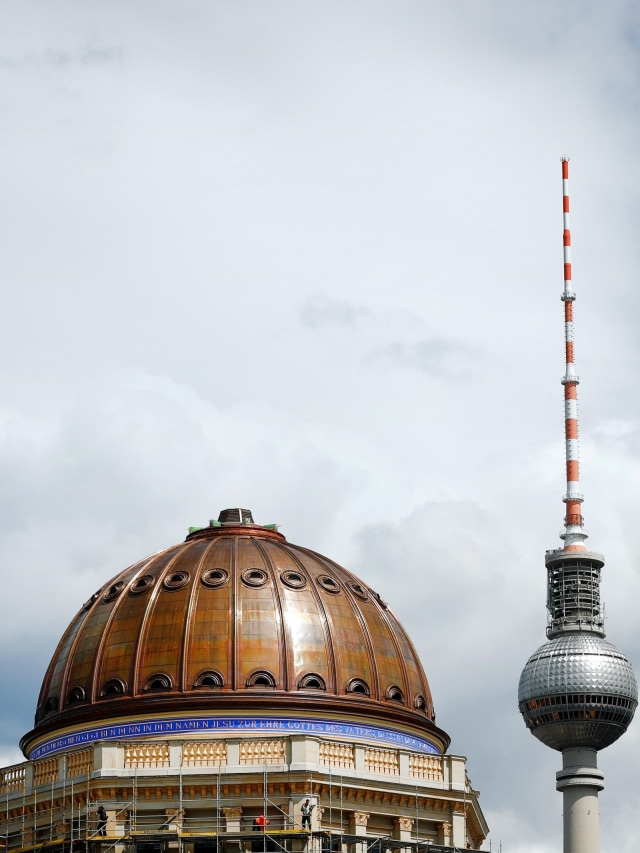 Kastil Berliner Schloss-Humboldtforum, di Berlin, Jerman. Foto: REUTERS/Fabrizio Bensch