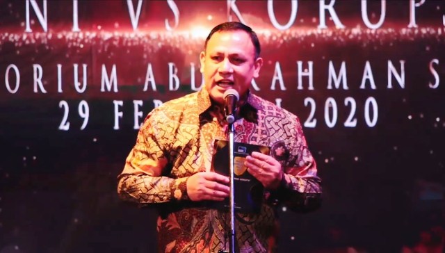 Gaya Baru Komunikasi Publik Pimpinan KPK (13345)