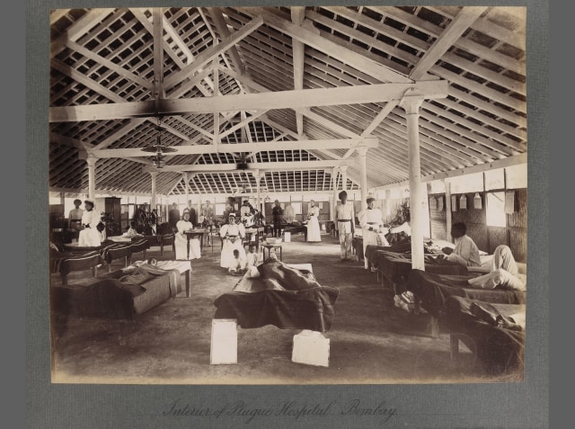 Interior_of_a_temporary_hospital_for_plague_victims,_Bombay_Wellcome_L0034493.jpg