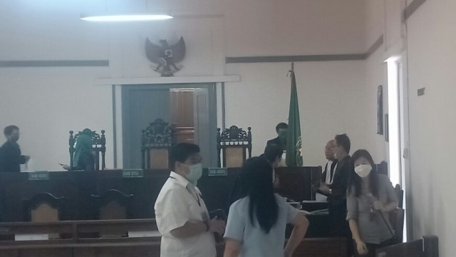 Sidang perkara perbankan dengan 3 terdakwa karyawan OUB. (Agung Santoso)
