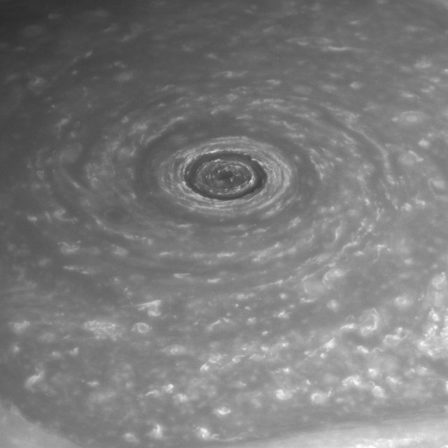 Mata raksasa Saturnus yang ditangkap dari pesawat luar angkasa Cassini pada April 2014 dari jarak 1,4 juta mil jauhnya. Foto: NASA/JPL-CALTECH/SPACE SCIENCE INSTITUTE