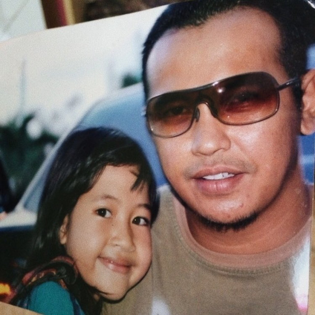 5 Potret Adiba Khanza, Anak Almarhum Uje yang Jadi Rekan Duet Syakir Daulay (16937)