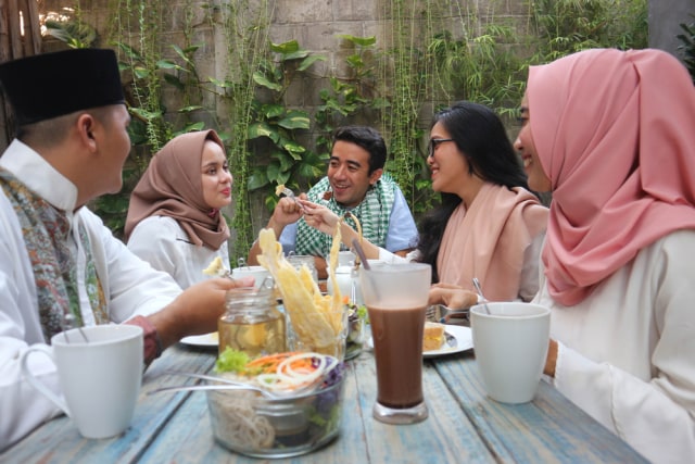 5 Tips Rencanakan Sahur dan Buka Menyenangkan Bersama Keluarga (20636)