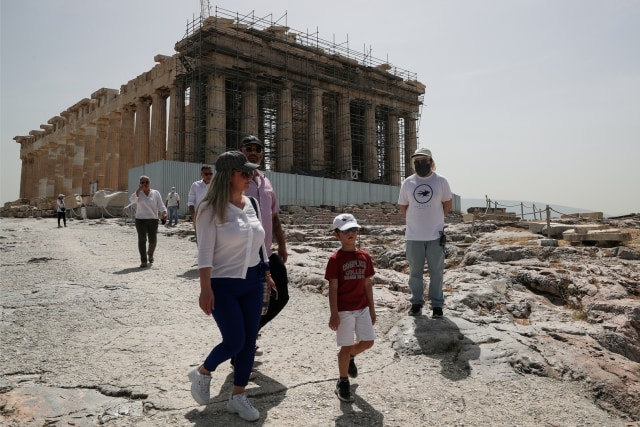 Kabar Baik! Kota Kuno Acropolis Semakin Ramah Bagi Penyandang Disabilitas (435863)