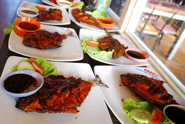 Ikan bakar, menu berbuka. Foto: acehkini