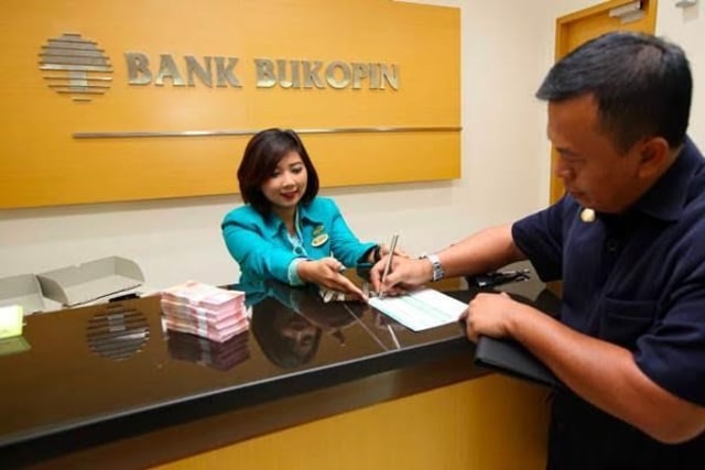 Layanan Nasabah Bank Bukopin. Foto: Dok. Bank Bukopin