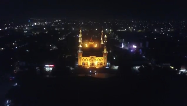 Masjid Agung Kota Tegal. (Foto: Hanif)