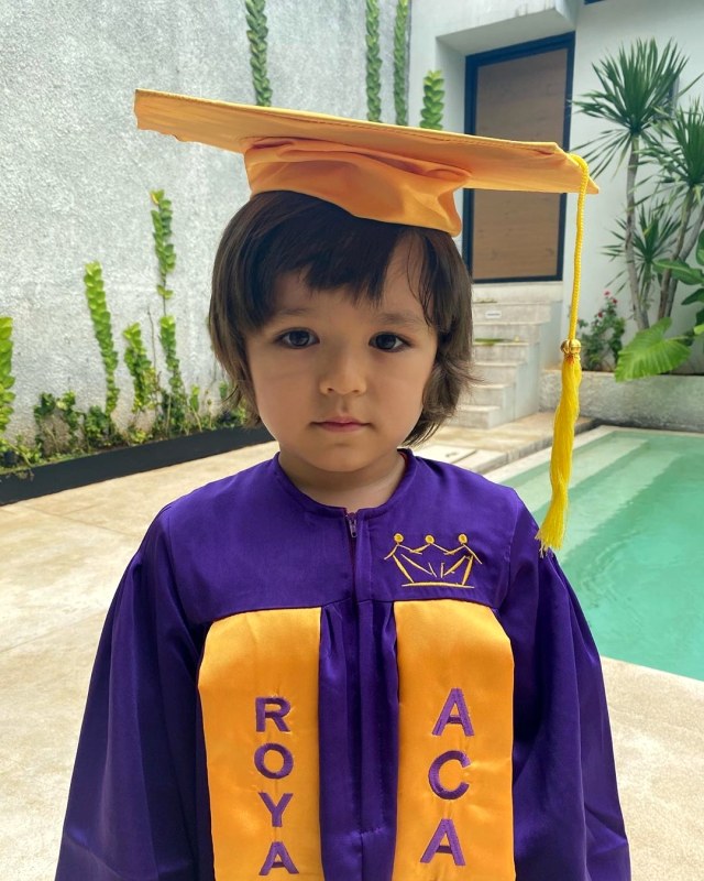 Anak Jessica Iskandar, El Barack lulus TK Foto: Instagram/@inijedar