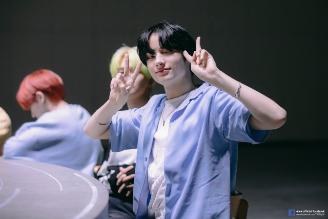 5 Potret Ganteng Hueningkai TXT, Bikin Deg-degan! (665555)