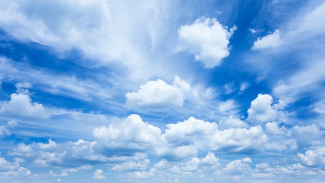 Ilustrasi langit. Foto: Shutterstock