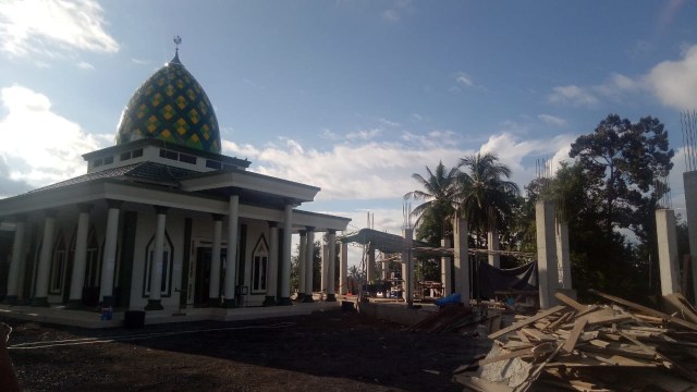Masjid Pesantren Darul Falah di Ternate. Foto: Rajif Duchlun/cermat