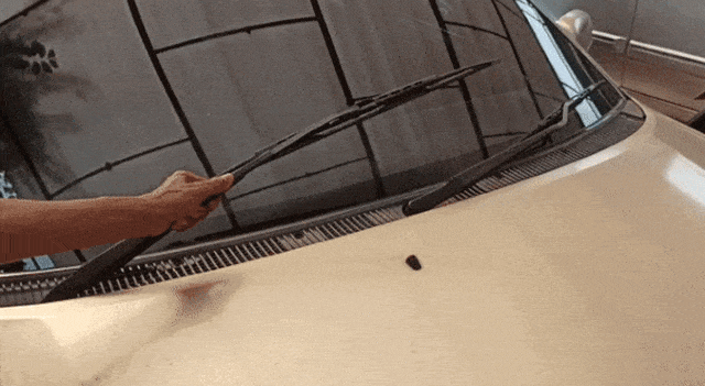 Cara mengganti wiper mobil