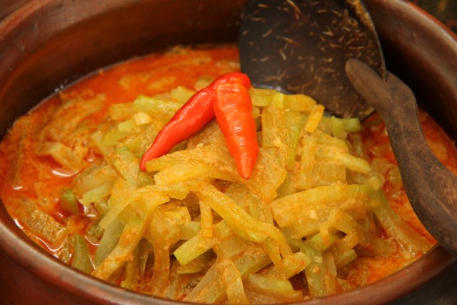 Ilustrasi sambal goreng labu siam. Foto: Shutterstock