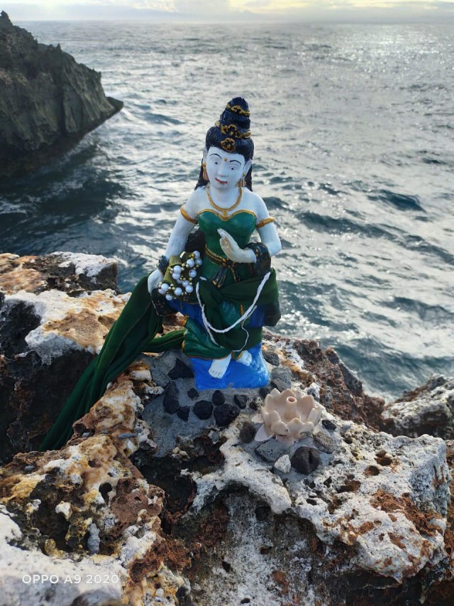 Patung yang ditemukan di Pantai Water Blow, Nusa Dua, Bali - IST