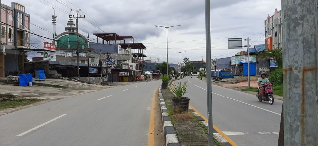 Foto: Lebaran ke-2 Kota Kendari Masih Terlihat Sepi (182319)