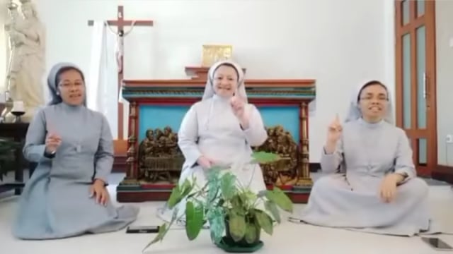 Viral tiga orang suster Katolik nyanyikan lagu Selamat Lebaran. (Foto: Instagram/Tangkapan Layar @ganjar_pranowo) 