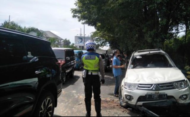 Mobil Mitsubishi Pajero milik Eggi Sudjana yang kecelakaan di Cibinong, Bogor.  Foto: Istimewa