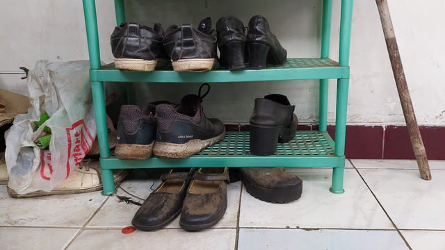 Ilustrasi rak sepatu. Foto: Faisal Rahman/kumparan