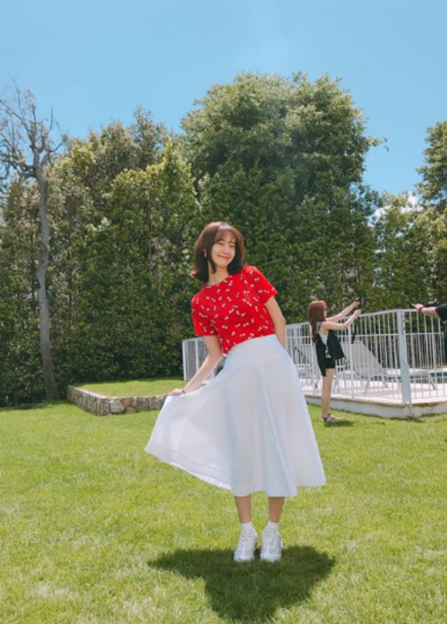 Yoona SNSD Ulang Tahun ke-30, Ini Potret Gayanya yang Kasual dan Stylish (308694)