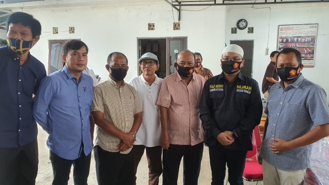 Denny Indrayana mengunjungi DPD Gerindra Kalimantan Selatan. Foto: Dok. Denny Indrayana