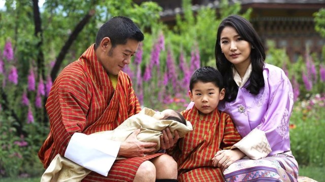 Kerajaan Bhutan rilis foto terbaru anak ke-2 Raja Wangchuck dan Ratu Jetsun Pema. Foto: Instagram / @queenjetsunpema