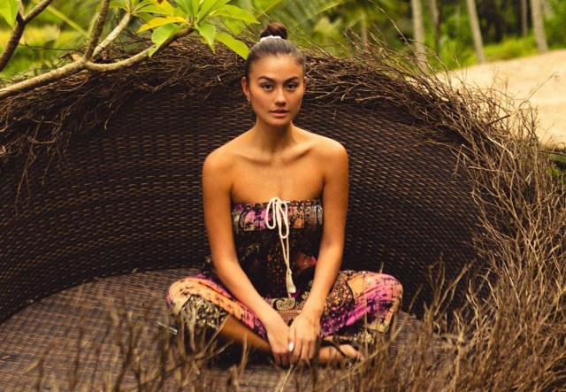 Lirik Lagu Promises - Agnez Mo (30056)