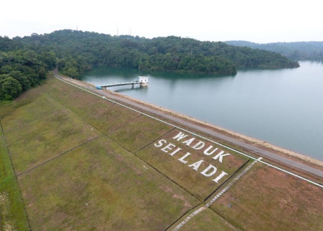 Waduk Sebagai Satu Satunya Sumber Air Di Batam Yang Harus Dilindungi