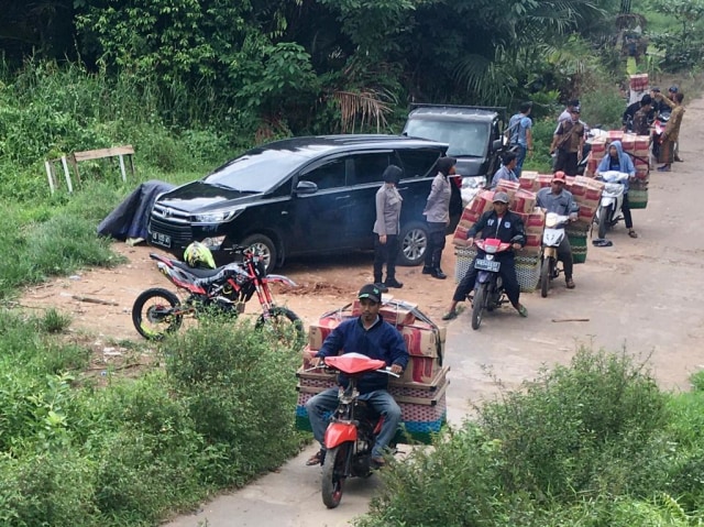 Melihat Gerakan Sosial Jurnalis di Kalbar Bantu Warga yang Terdampak COVID-19 (237270)