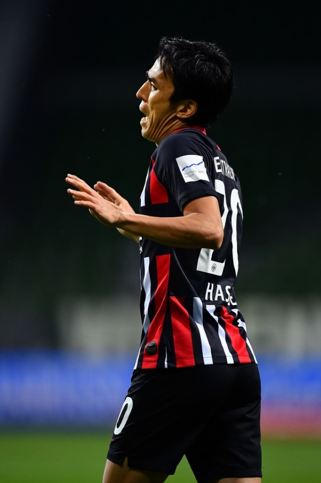 Makoto Hasebe, pemegang rekor jumlah penampilan Bundesliga untuk pemain Asia.  Foto: Stuart FRANKLIN / POOL / AFP