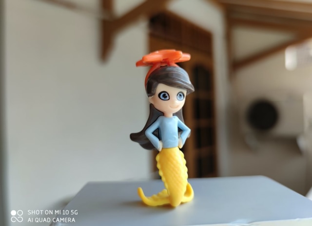 Review Xiaomi Mi 10: Desain Mewah, Kamera Banyak, Sesuai Fungsi (720910)