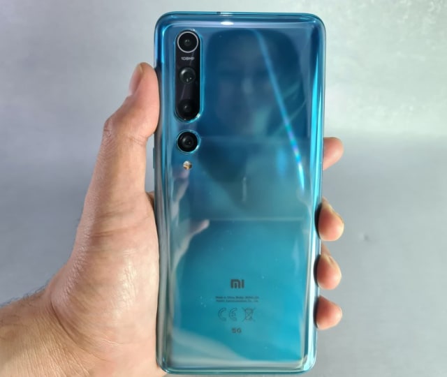 Review Xiaomi Mi 10: Desain Mewah, Kamera Banyak, Sesuai Fungsi (720899)